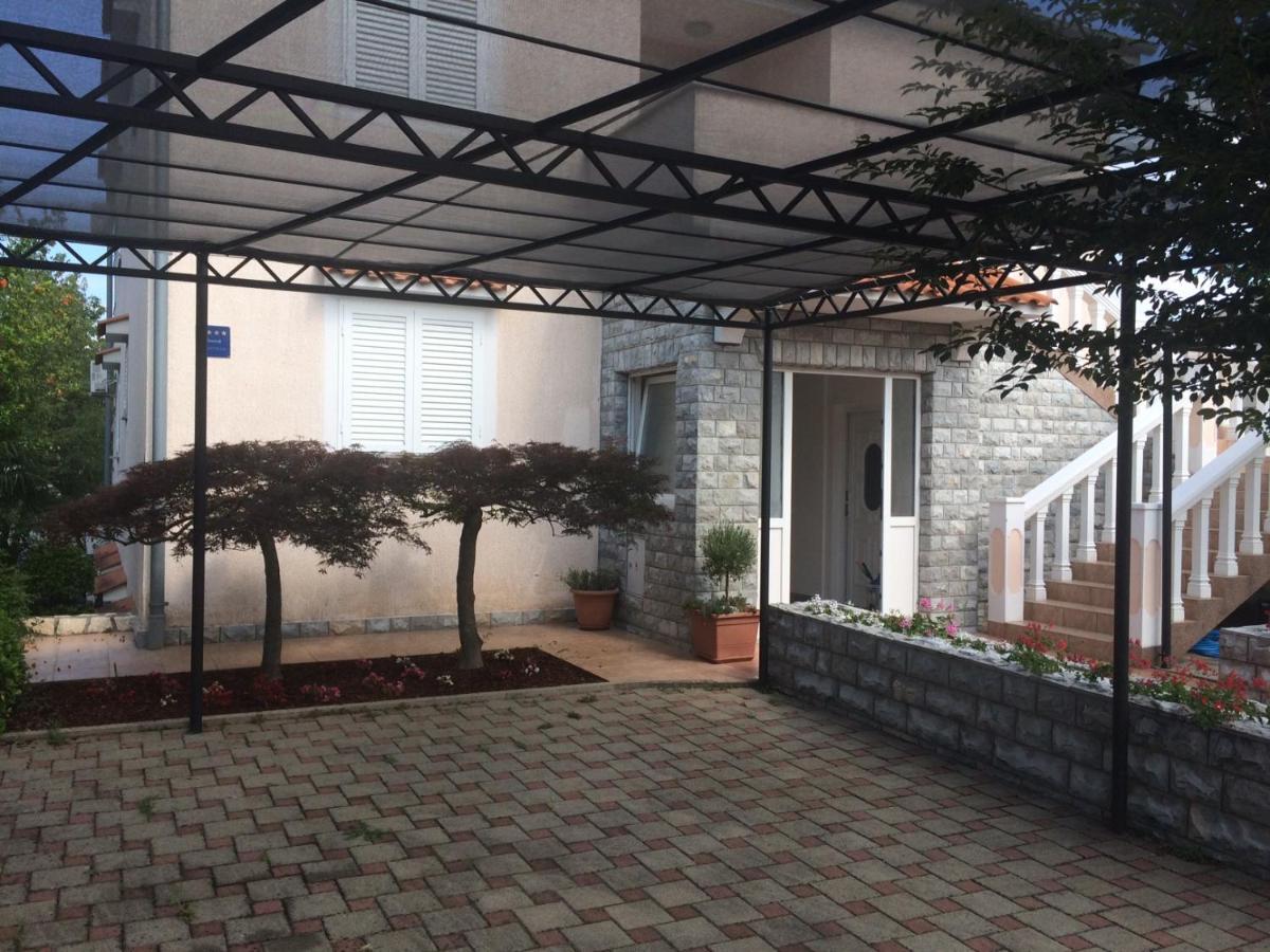 Apartments Malinska - Apartment 4 المظهر الخارجي الصورة