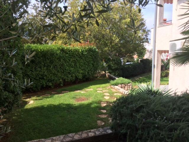 Apartments Malinska - Apartment 4 المظهر الخارجي الصورة
