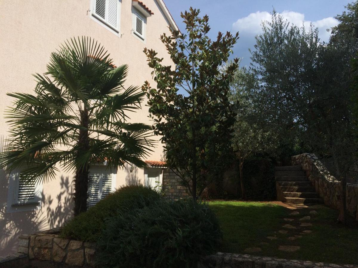 Apartments Malinska - Apartment 4 المظهر الخارجي الصورة