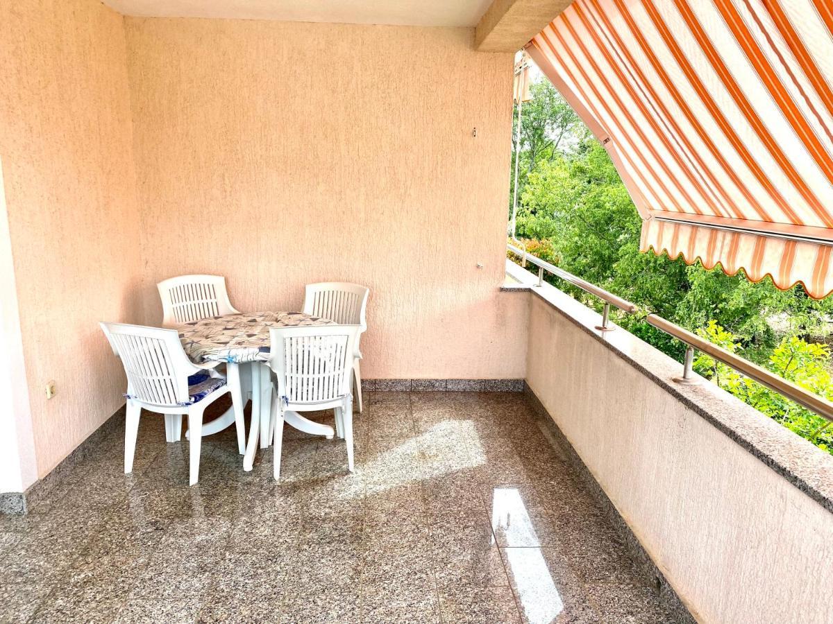 Apartments Malinska - Apartment 4 المظهر الخارجي الصورة